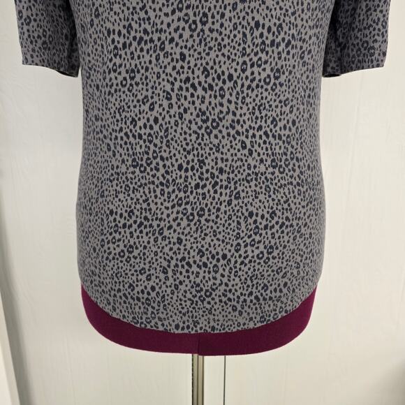 Women's Democracy Gray Leopard Print Keyhole Neck Blouse | Size XS - Picture 8 of 10